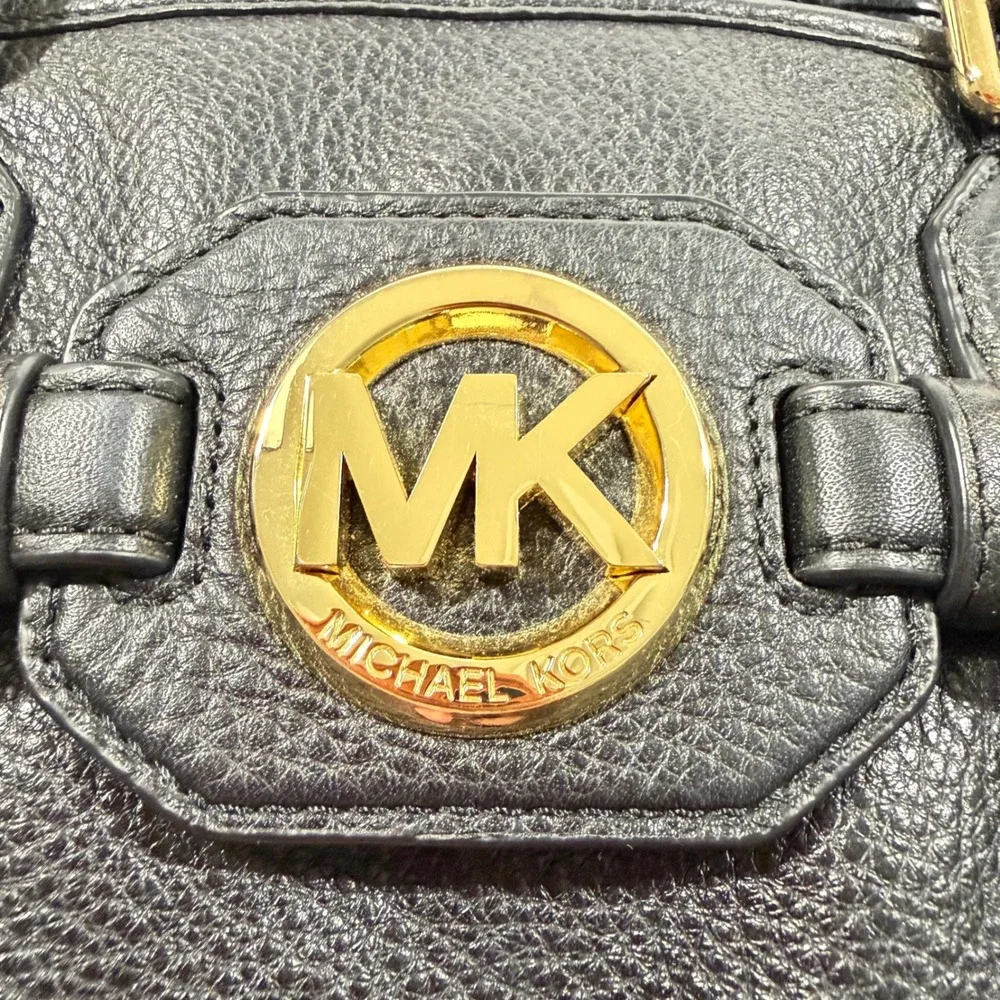 Michael Kors Satchel Handbag Bedford Womens Black Pebbled Leather Gold Logo GUC